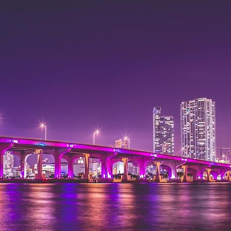 Хостел Ludge By Miami Airport Экстерьер фото